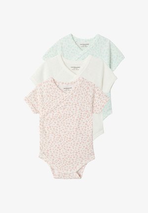 Drei kurzärmelige Baby-Bodys mit Seitenschnappverschlüssen, in pastellrosa Blumenmuster, weißem Lochmuster und hellgrünem Blumenmuster.