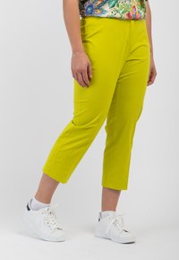 Luisa Viola FANTASY - Pantaloni - verde chiaro