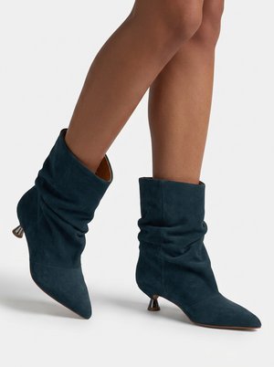 Alma en Pena, Botas - navy blue