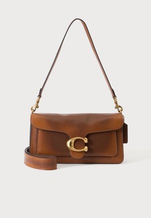 COACH, SOFT TABBY SHOULDER BAG IN LOVED - Τσάντα χειρός - brown