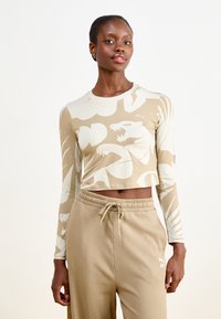 Puma CLASSICS ARTISANAL BABY TEE - Hosszú ujjú felső - desert dust