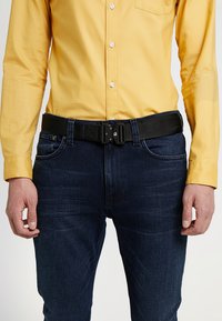 Urban Classics WING BUCKLE BELT - Josta - black