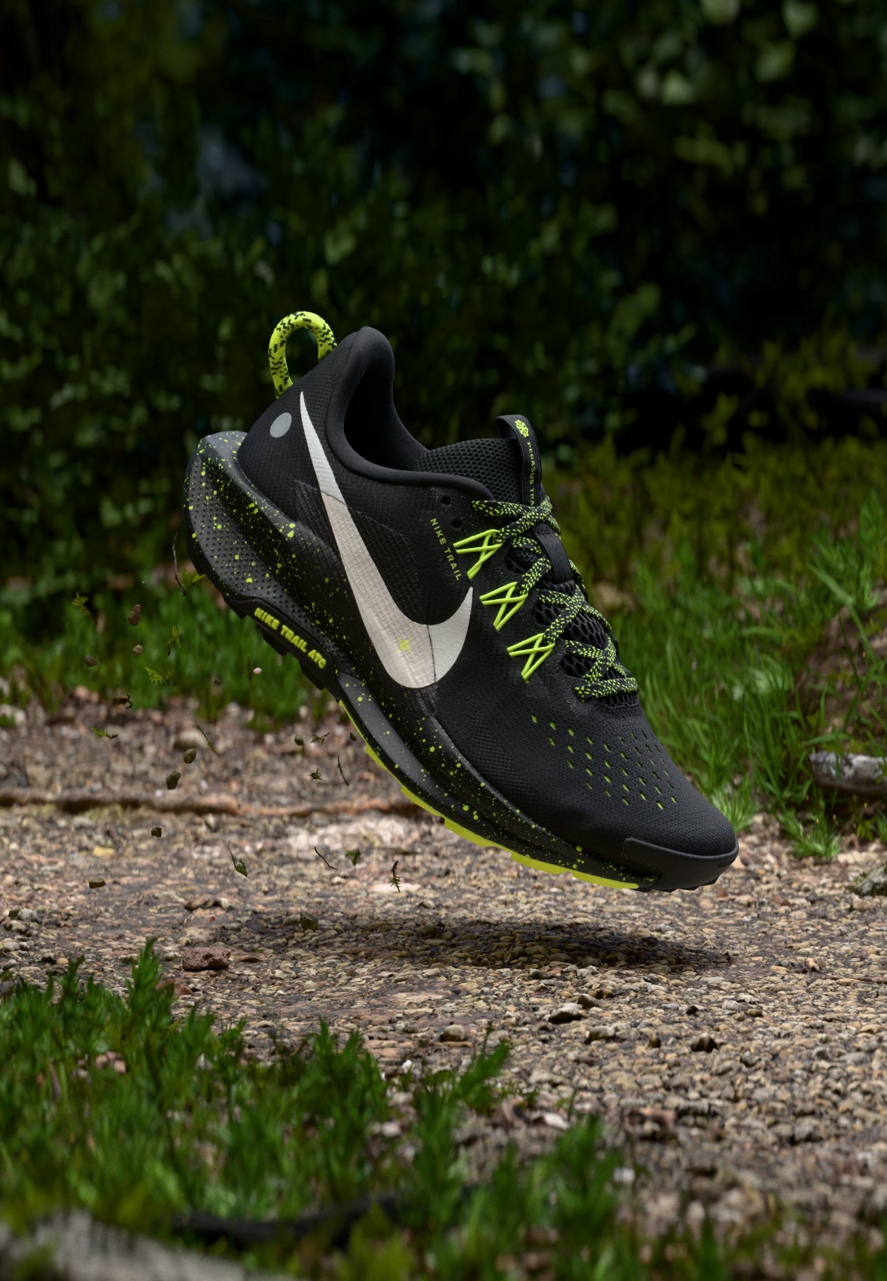 Nike ACG PEGASUS TRAIL 5 - Trail running shoes - black  display picture 1