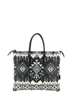 Grande borsa tote bianca e nera con motivi geometrici, due manici neri, chiusura con cerniera e piccolo logo del marchio sul davanti.