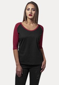 Urban Classics - LADIES 3/4 CONTRAST RAGLAN TEE - T-shirt med print - black/burgundy Miniatyrbild 1