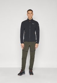 Salewa PEDROC LIGHT JACKET - Tuulejope - black out