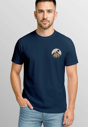 LOGO GEBIRGE NATURMOTIV OUTDOOR FASHION - Print T-shirt - navy