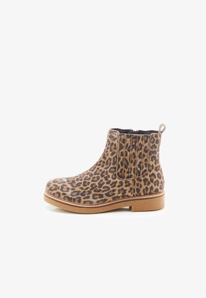 Ankle Boots mit Leopardenmuster, Gummisohle, elastischen Seitenteilen und einer Zuglasche. Strukturierte Oberfläche, abgerundete Spitze und mittlere Höhe.