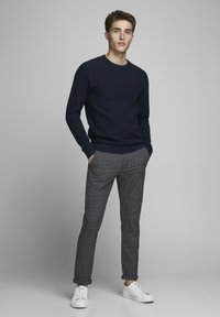 Jack & Jones Pantalones - black