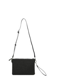 Borsa a tracolla intrecciata in pelle nera con chiusura a zip, tracolla regolabile e attacco per polso. Texture liscia e forma rettangolare.