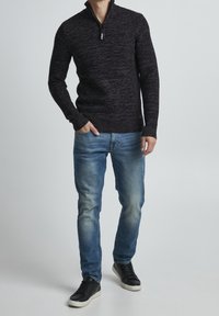 11 Project Trui - black
