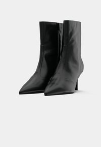 Furla ESSENTIAL BOOT - Bottines - nero