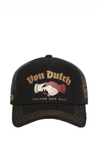 Casquette de camionneur noire avec des côtés en maille, présentant un graphique de poignée de main en rouge et blanc, ainsi que le texte "Von Dutch". Couture marron sur la visière.
