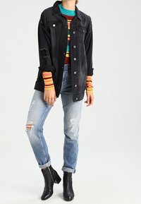 Free People Sweter