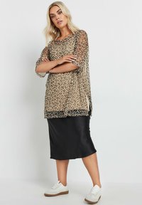 Yours Clothing LEOPARD PRINT - Blus - brown