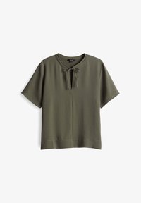 Selezionato, olive leaf