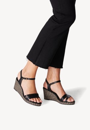 Tamaris Sandalias con plataforma - black