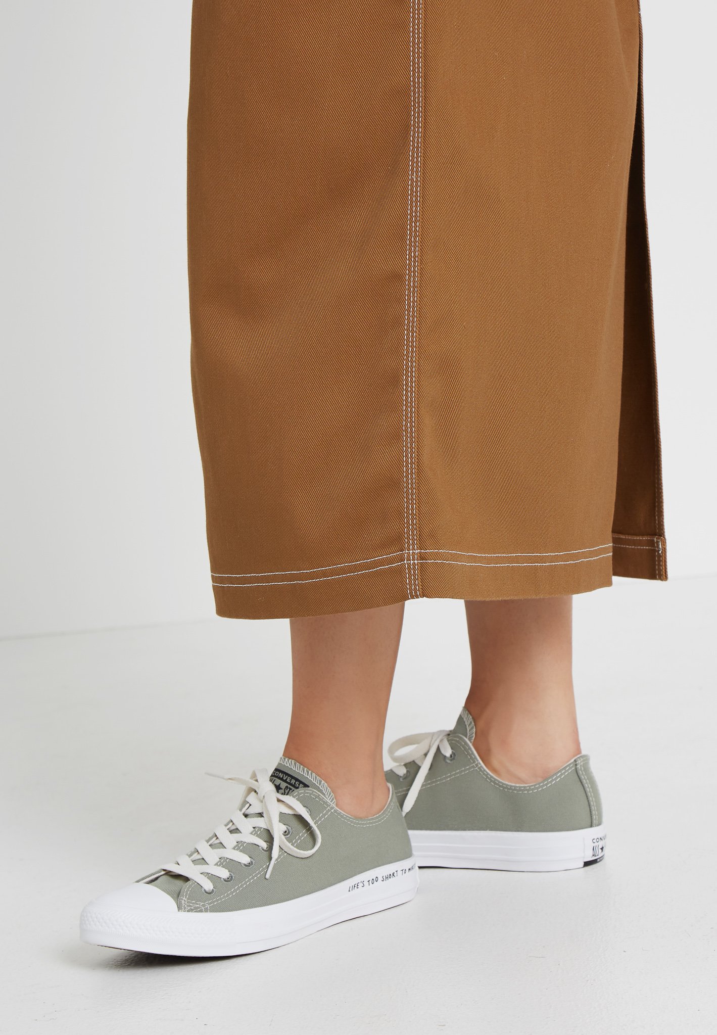 stone chuck taylor all star ox trainers