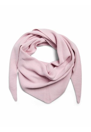 Écharpe triangulaire en tricot rose doux avec des extrémités longues et pointues, disposée en plis lâches sur un fond blanc.