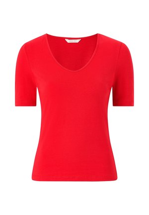 Rode dames top met korte mouwen, een ronde hals, een aansluitende pasvorm en een gladde stoftextuur op een witte achtergrond.