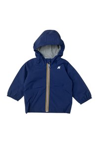 Giacca impermeabile blu navy con fodera grigia nel cappuccio, zip completa con dettagli gialli e rossi, polsini elasticizzati e dettagli del logo.