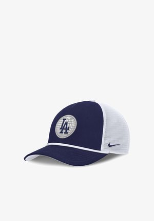 Nike SB, NIKE PRIMETIME DRI-FIT RISE STRUCTURED 5 PANEL TRUCKER CAP - Pet - loyalblue white white