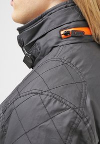 Superdry & Co Overgangsjakke - black