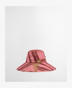 Chapeau seau rose avec un motif à carreaux et des accents verts et bruns, fabriqué en tissu léger, doté d'un large bord et d'un logo brodé.