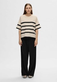 Selected Femme SLFMALINE-LILIANA 2/4 O-NECK - T-shirt basic - birch