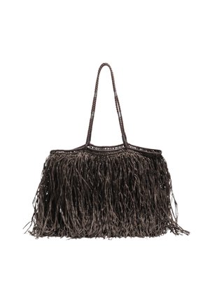 Bolso tejido de color marrón oscuro con asas largas trenzadas y detalles de flecos que cubren la mitad inferior del bolso.