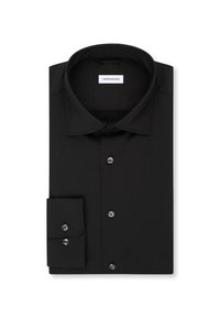 Schwarzes, langärmeliges Hemd sorgfältig gefaltet, mit spitzem Kragen, durchgehendem Knopfverschluss und geknöpften Manschetten.