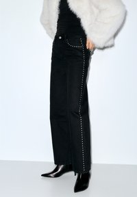 PULL&BEAR - Jeansy Dzwony