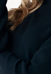 Mexx Stickad tröja - black