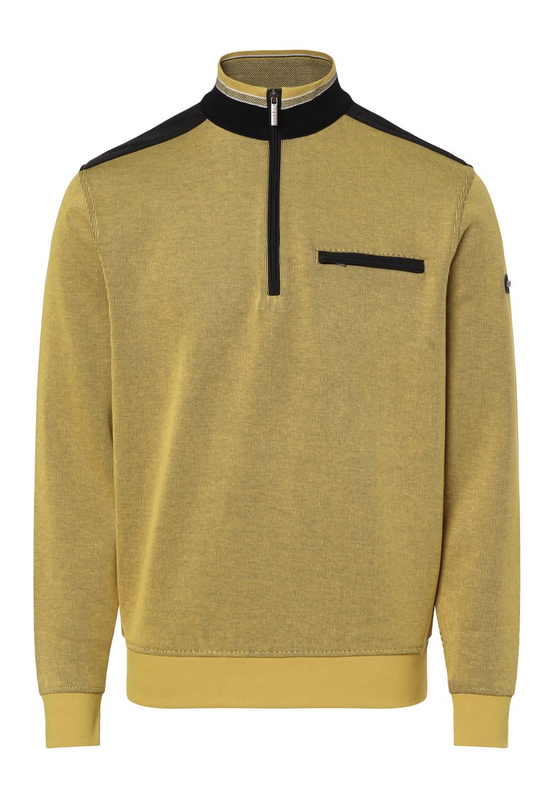Maglione a maniche lunghe di colore giallo senape con zip a un quarto, dettagli neri sulle spalle, tessuto strutturato e una piccola tasca sul petto.