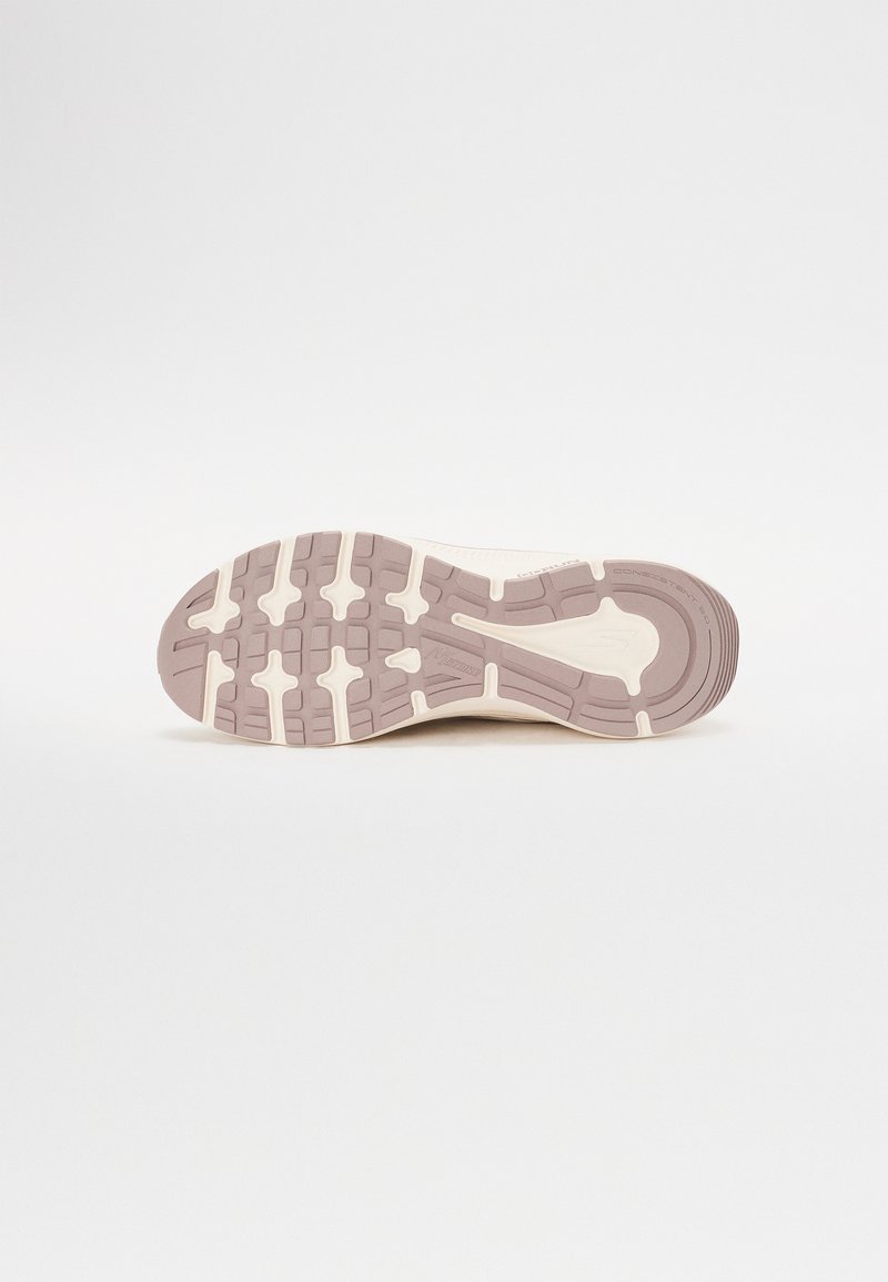 GO RUN CONSISTENT 2.0 - Sneakersy niskie