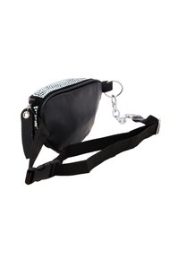Marsupio in pelle nera con parte superiore accentuata da strass, tracolla nera removibile e dettagli in argento. Design compatto e arrotondato.