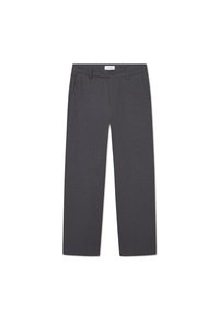 Grijze rechte broek van lichtgewicht stof, met twee voorzakken en een ritssluiting met knoopsluiting.