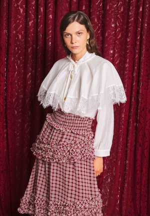 Sister Jane, ENDORA CAPE BLOUSE - Риза с копчета - ivory