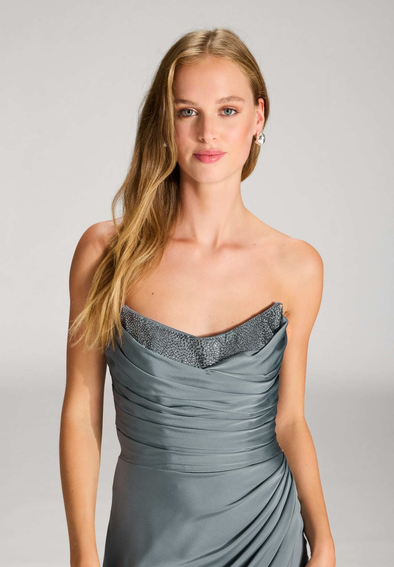 midi travel dress SS Travel Midi Dress – Tilley USA