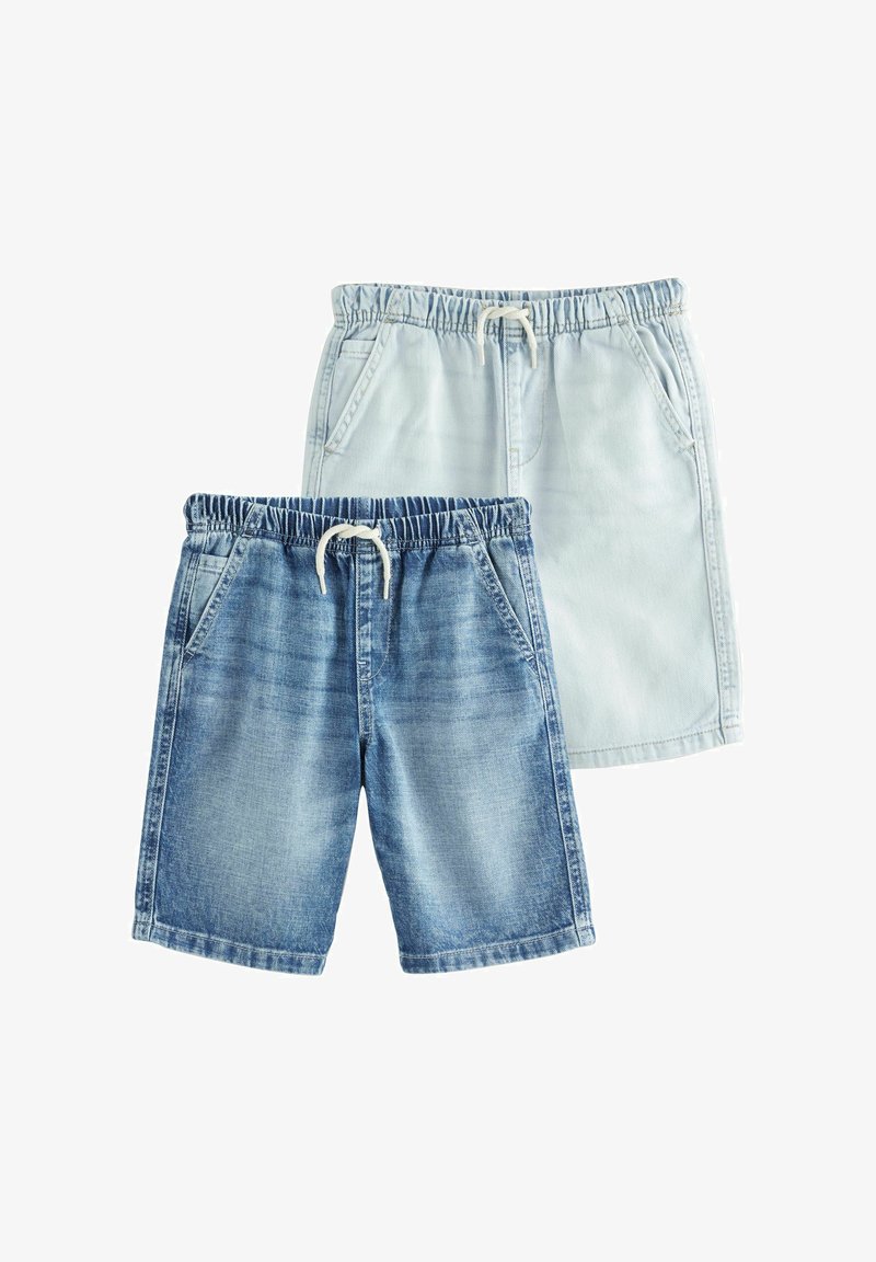 Denimshorts in twee tinten: donkerder blauw met zakken en lichter blauw zonder zakken. Beide hebben een elastische tailleband en trekkoorden.