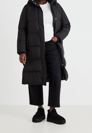 Kotníková obuv - black