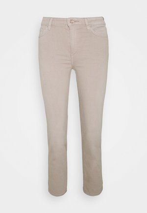 Jeansy Slim Fit