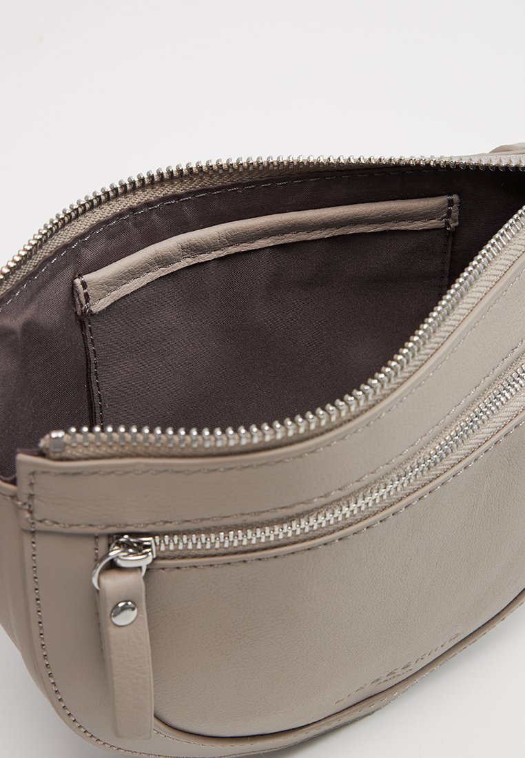 liebeskind scouri backpack