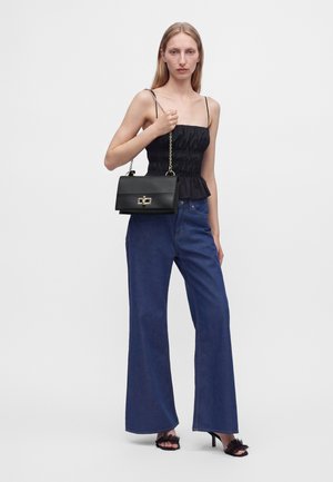 Furla, AMELIA M CROSSBODY - Sac à main - nero