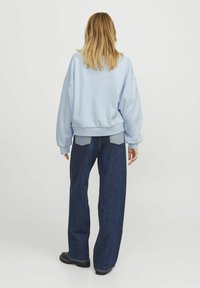 JJXX JJXX MIT RUNDHALS JXMERLE - Sudadera - skyway