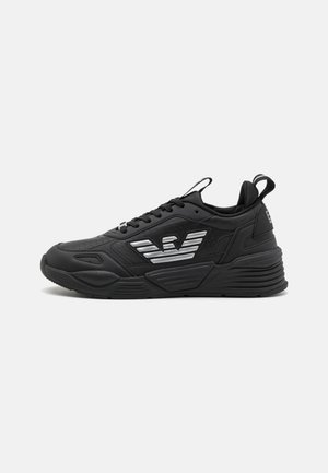 ACE RUNNER MONOGRAM UNISEX - Sneakers low - triple black/silver