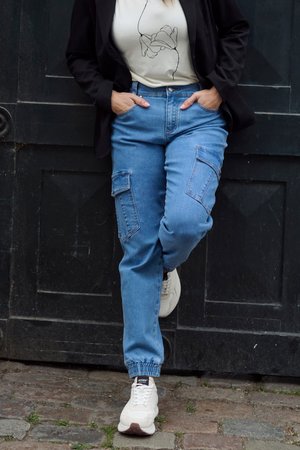 BPKAROLINA  - Oldalzsebes nadrágok - washed blue denim