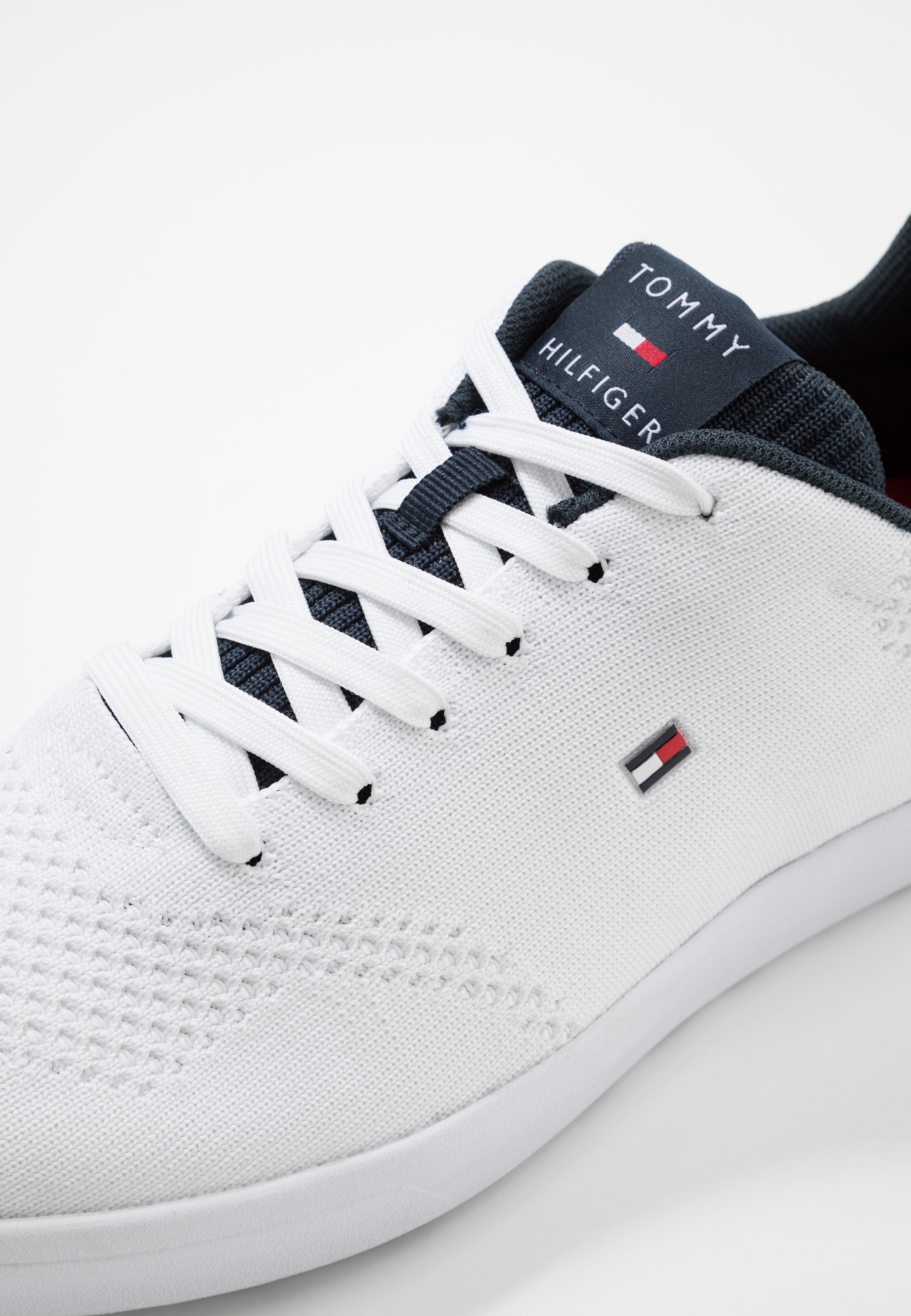 tommy hilfiger lightweight cupsole