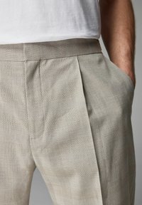 Next EDIT WRAP FRONT - REGULAR FIT - Habitbukser - neutral