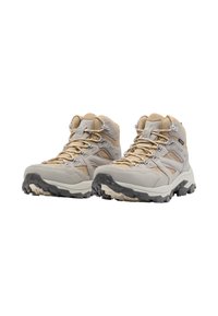 Scarpe da trekking leggere in beige e grigio. Presentano una tomaia in rete e sintetico testurizzato, punta rinforzata e suola in gomma robusta per una migliore trazione.